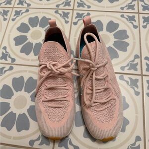 Native Women's Light Pink Knit Sneakers